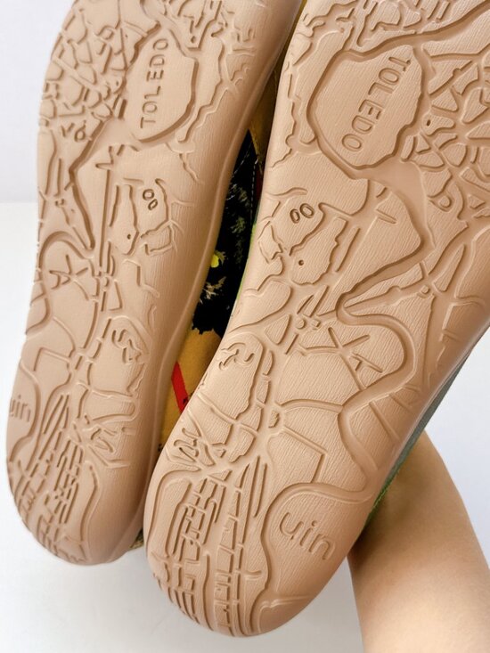 Men’s Size 11.5 UIN Black Cat Canvas Slip-On Art Travel Shoes main image 6